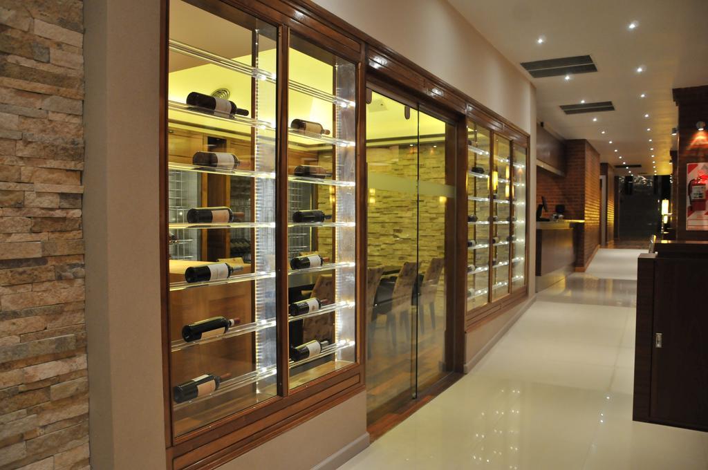 Antu Malal Hotel Plaza Huincul 외부 사진