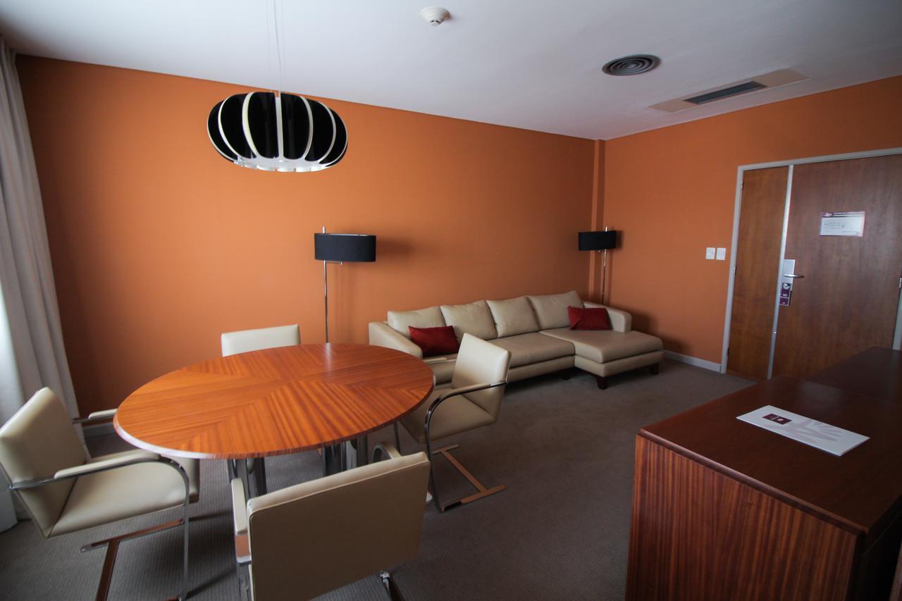 Antu Malal Hotel Plaza Huincul 외부 사진