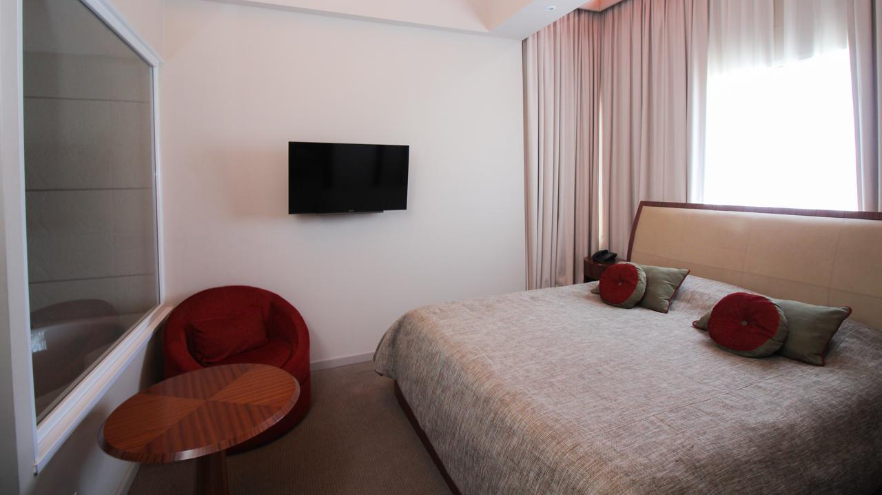 Antu Malal Hotel Plaza Huincul 외부 사진