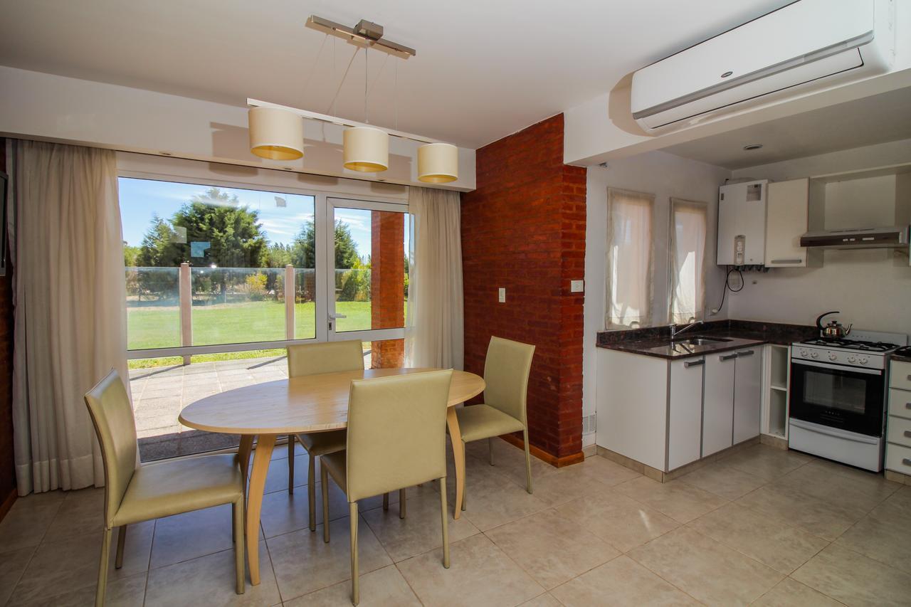 Antu Malal Hotel Plaza Huincul 외부 사진