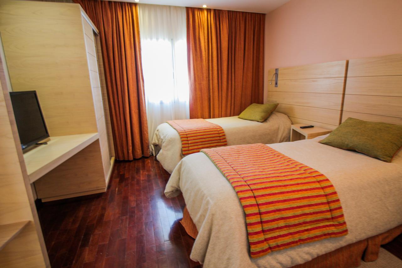 Antu Malal Hotel Plaza Huincul 외부 사진